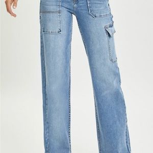 NWT, Women’s Cargo pocket wide jeans by Risen, size 9
